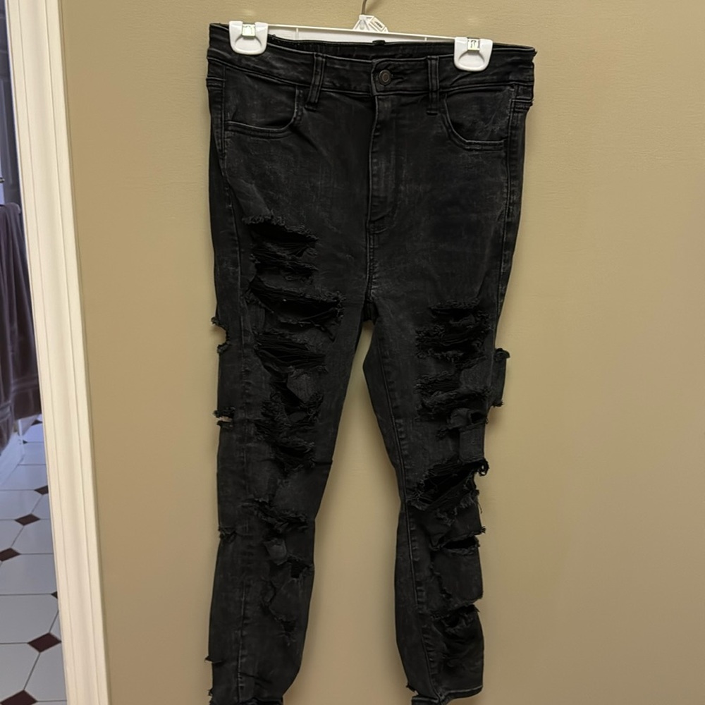 American Eagle black ripped jeans